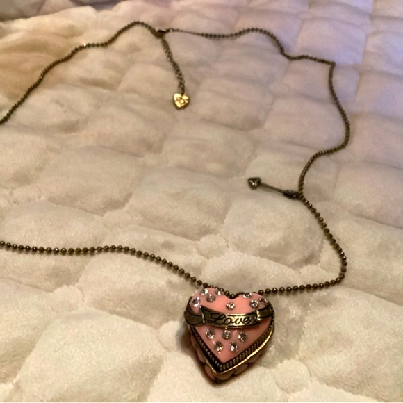 Betsey Johnson pink heart locket with engagement ring inside on gold tone chain - Picture 5 of 5